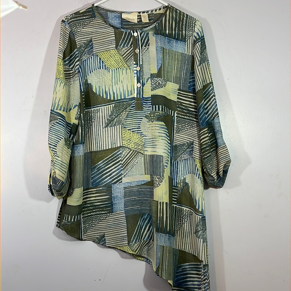 Chico's Womens Blouse Tunic Top Size 0, small Sheer Asymmetrical geometric